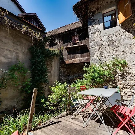La Maisonnette Du Thiou - 50 Square Meters In The Heart Of Apartment
